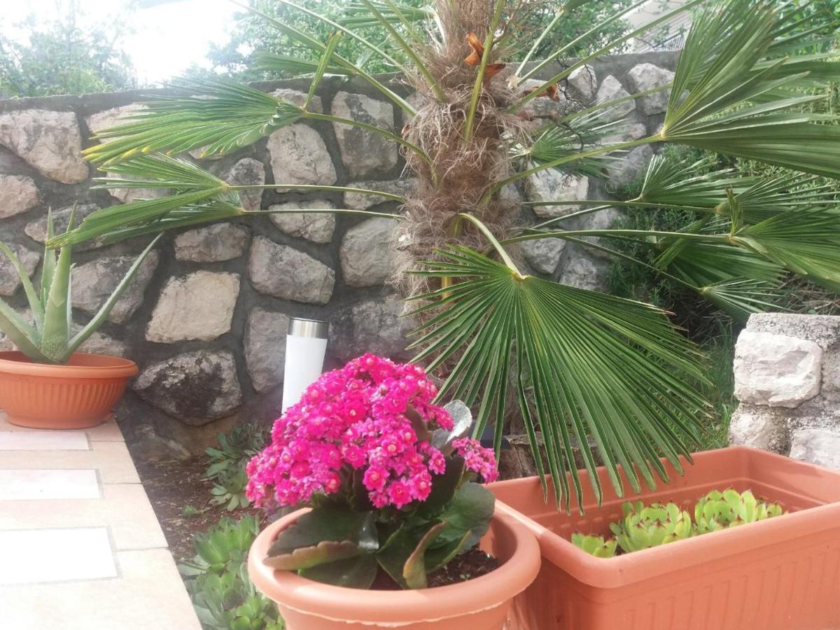 Apartment Rb Omisalj Luaran gambar