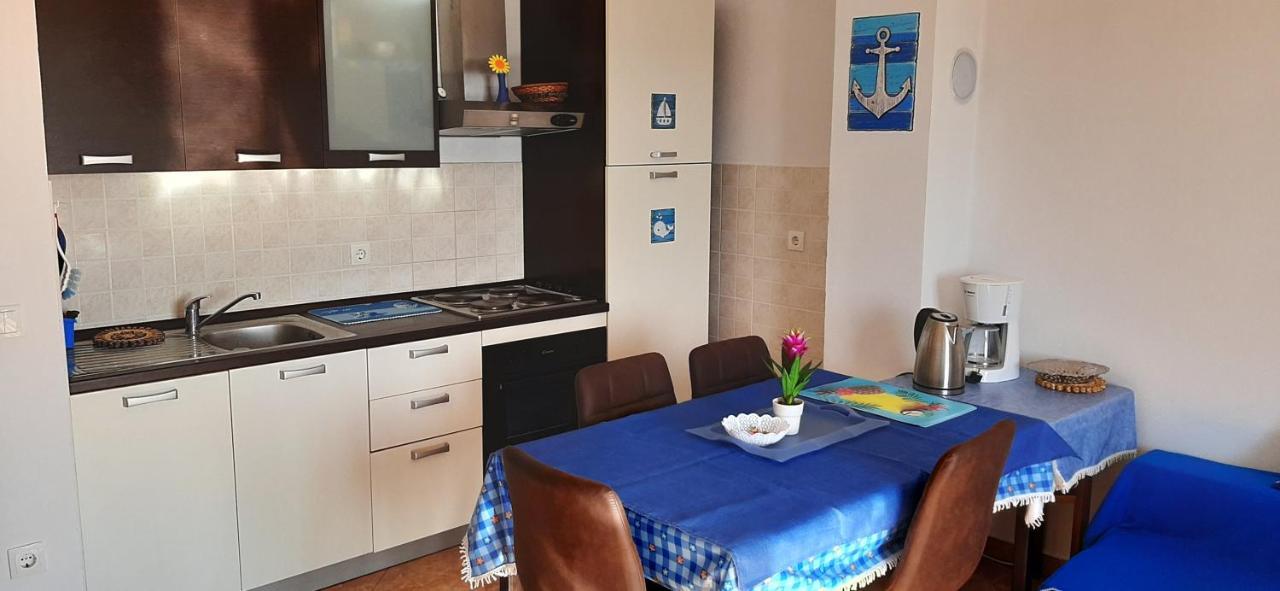 Apartment Rb Omisalj Luaran gambar