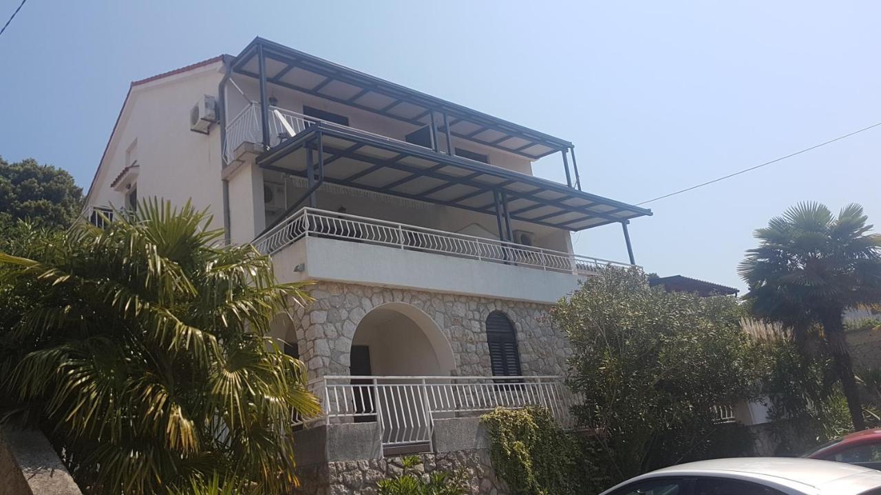 Apartment Rb Omisalj Luaran gambar