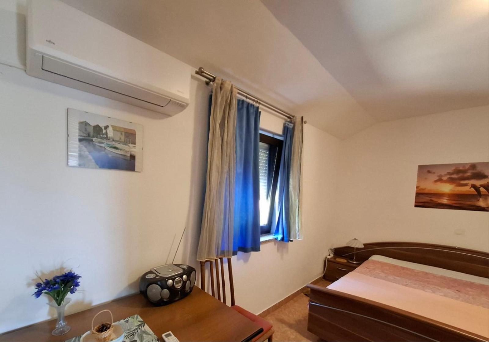 Apartment Rb Omisalj Luaran gambar