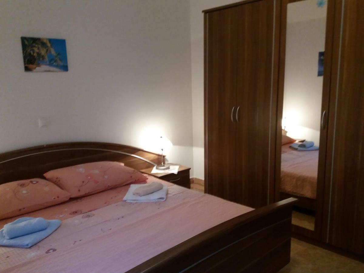 Apartment Rb Omisalj Luaran gambar